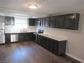 Photo #4: 2564431 Listing 