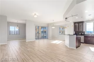 Photo #1: 2564443 Listing 
