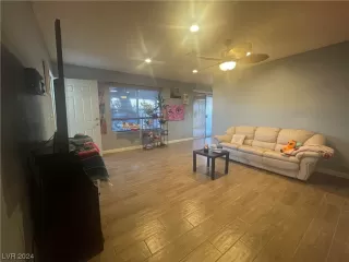 Photo #5: 2564452 Listing 