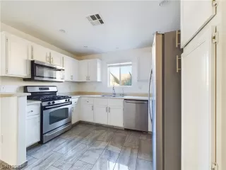 Photo #5: 2564454 Listing 