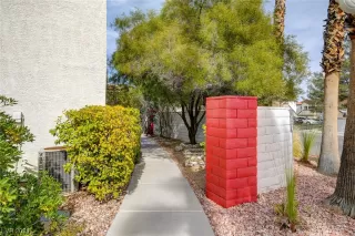 Photo #2: 2564470 Listing 