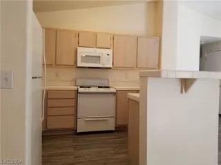 Photo #2: 2564481 Listing 