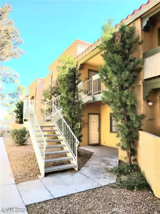 Photo #2: 2564502 Listing 