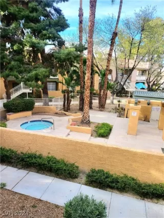 Photo #4: 2564502 Listing 