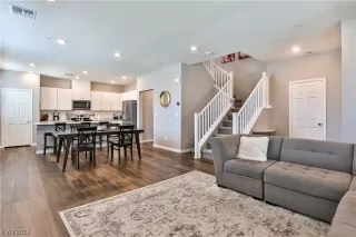 Photo #2: 2564518 Listing 