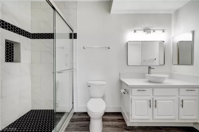 MLS: 2564528 Condo For Sale