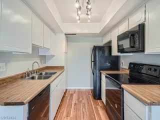 Photo #2: 2564569 Listing 