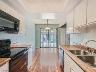 Photo #3: 2564569 Listing 