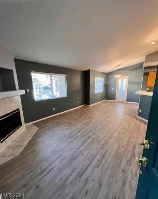 Photo #5: 2564576 Listing 