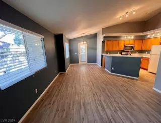 Photo #6: 2564576 Listing 