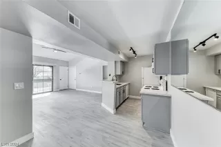 Photo #6: 2564592 Listing 