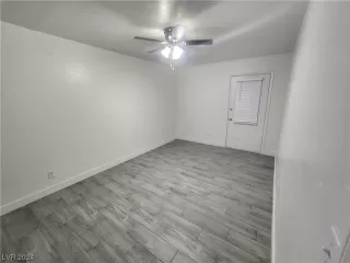 Photo #2: 2564598 Listing