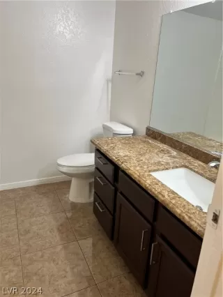 Photo #5: 2564602 Listing