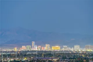 Photo #2: 2564614 Listing 