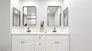 Photo #5: 2564619 Listing 