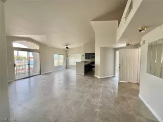 Photo #2: 2564636 Listing