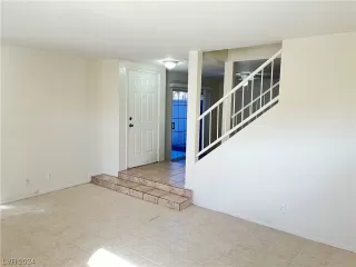 Photo #4: 2564652 Listing 