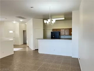 Photo #6: 2564654 Listing 