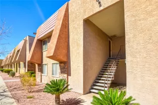 Photo #2: 2564655 Listing