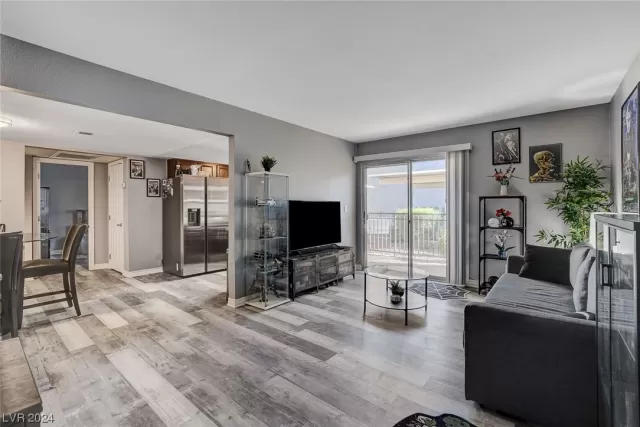 MLS: 2564680 Condo For Sale