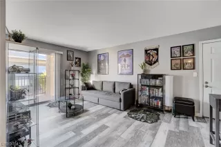 Photo #1: 2564680 Listing