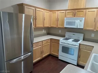 Photo #3: 2564700 Listing 