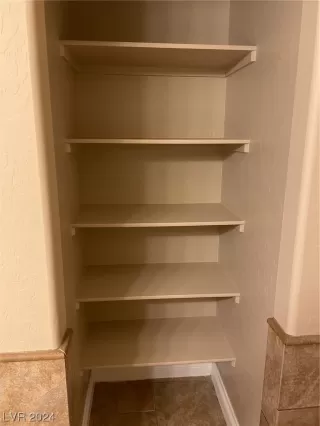 Photo #4: 2564700 Listing 