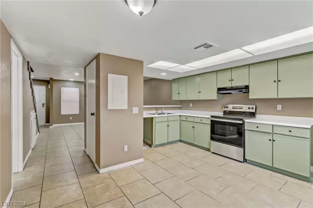 MLS: 2564707 Condo For Sale