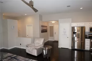 Photo #5: 2564781 Listing