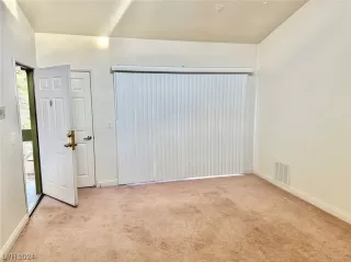 Photo #3: 2564820 Listing 