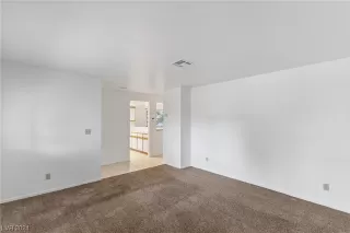 Photo #3: 2564823 Listing 