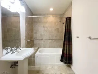 Photo #1: 2564833 Listing 