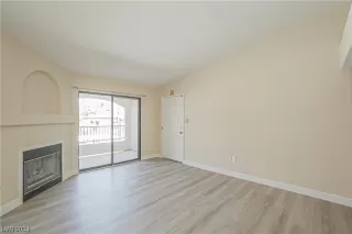 Photo #2: 2564858 Listing 