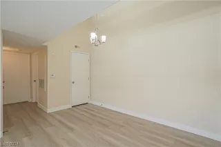 Photo #3: 2564858 Listing 