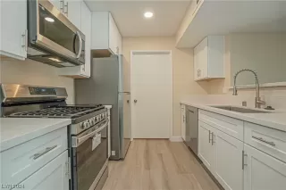 Photo #5: 2564858 Listing 