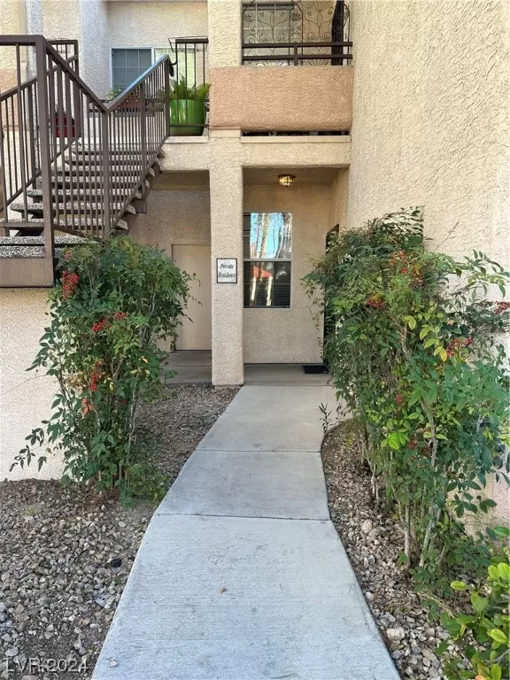 MLS: 2564865 Condo For Sale