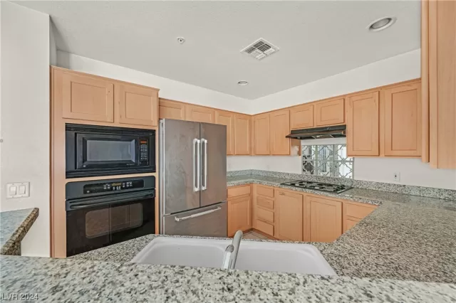 MLS: 2564875 Condo For Sale