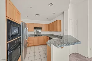 Photo #1: 2564875 Listing 