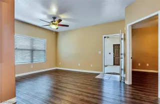 Photo #4: 2564893 Listing