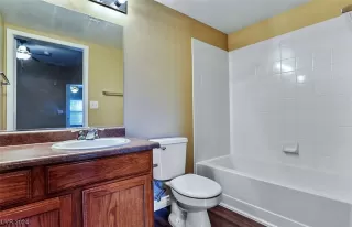 Photo #6: 2564893 Listing