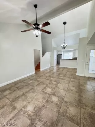 Photo #6: 2564908 Listing 