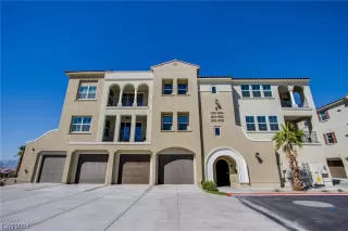 Photo #1: 2564954 Listing 