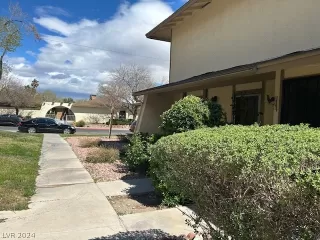 Photo #1: 2564988 Listing 