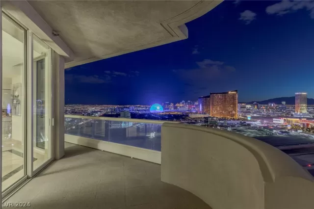 MLS: 2565020 Condo For Sale