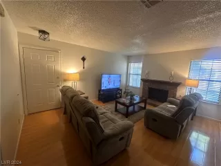 Photo #3: 2565067 Listing 