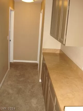 Photo #6: 2565101 Listing 