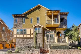 Photo #4: 2565108 Listing 