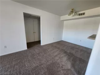 Photo #6: 2565116 Listing 