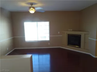 Photo #3: 2565118 Listing 