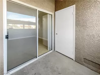 Photo #6: 2565131 Listing 